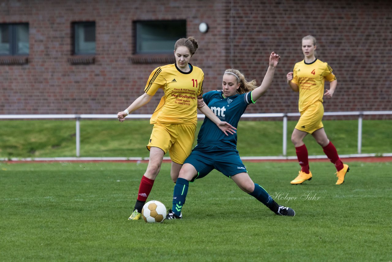 Bild 182 - B-Juniorinnen VfL Oldesloe - JSG Sdtondern : Ergebnis: 2:0